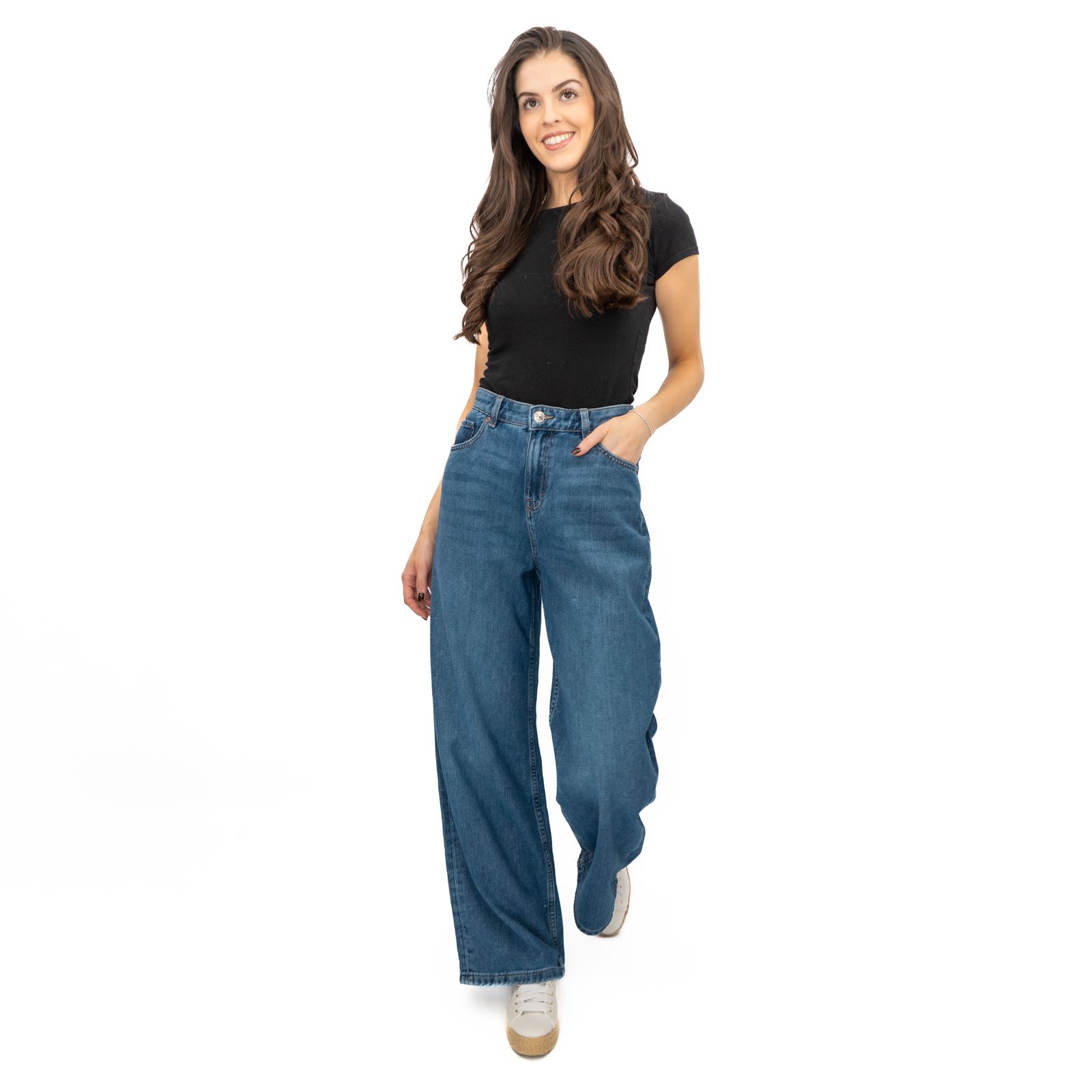 Womens M&S Slouchy Wide Leg Jean Mid Rise Relaxed Soft Light Blue Med Denim - Picture 11 of 25