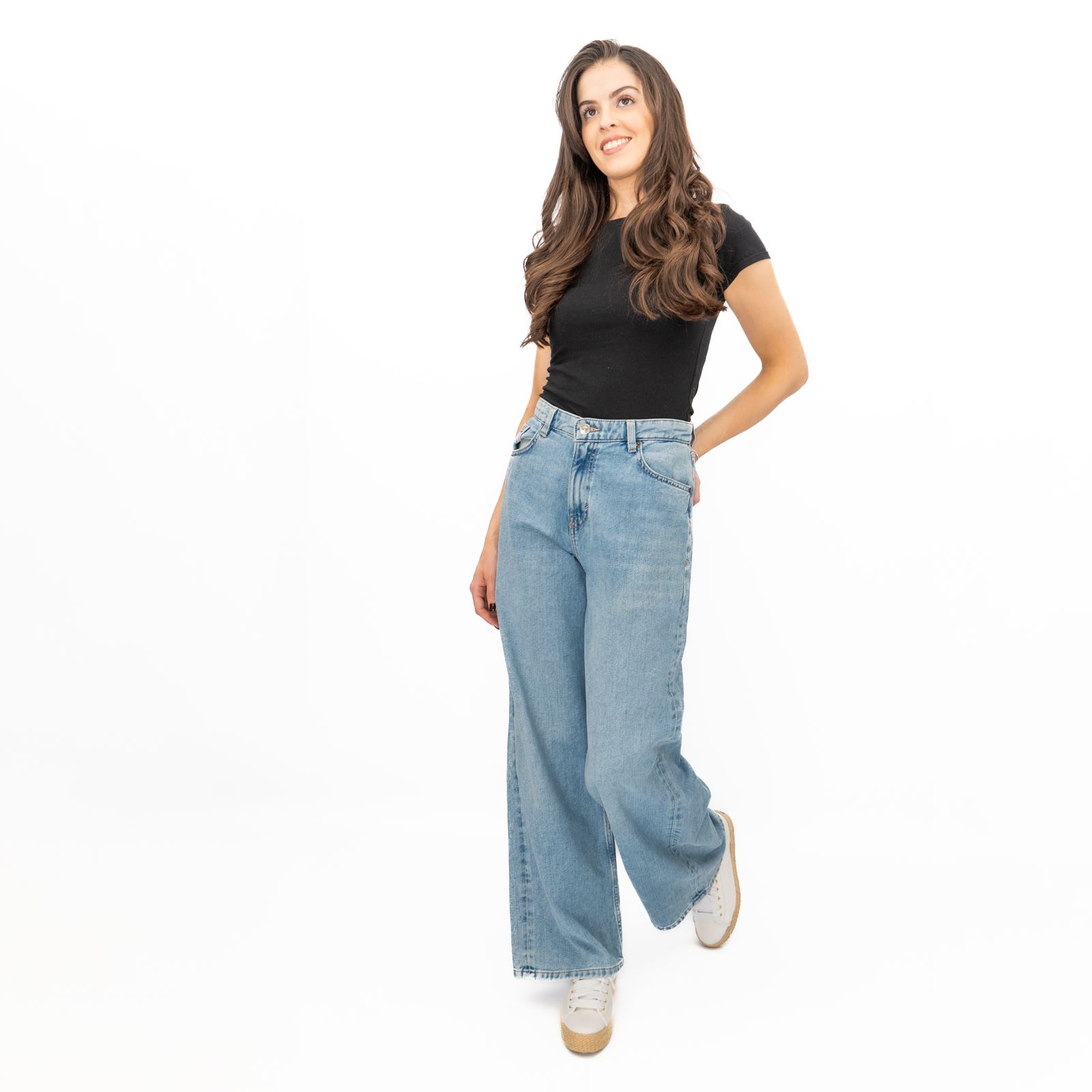 Womens M&S Slouchy Wide Leg Jean Mid Rise Relaxed Soft Light Blue Med Denim - Picture 15 of 25