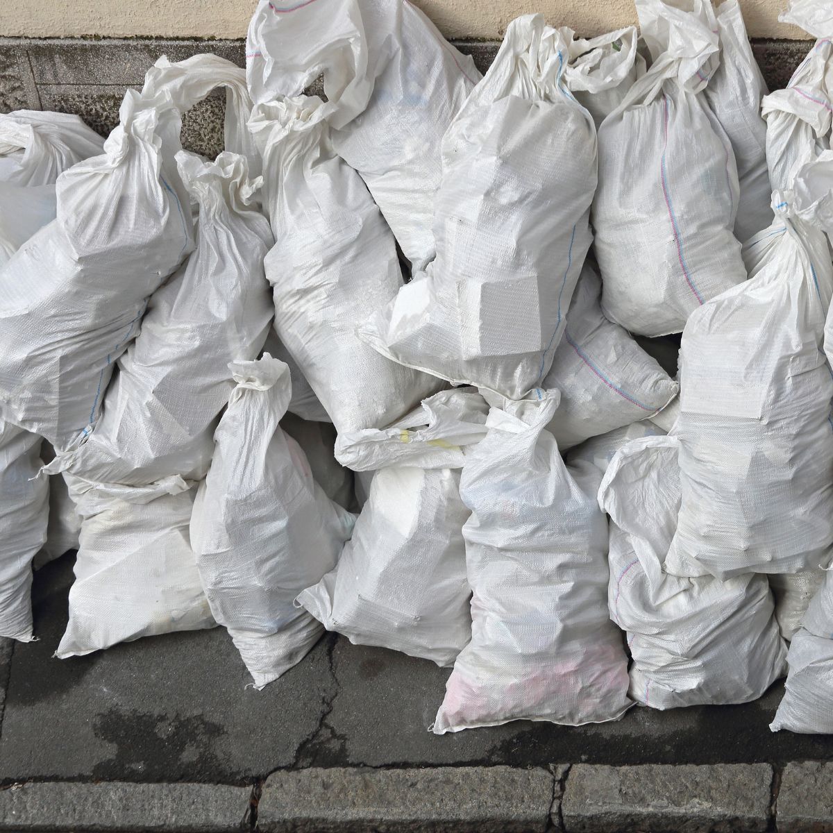 Rubble Sacks Builders Bag Sack Tough Waste Garden DIY Woven PP Sandbags 3 Sizes - Picture 14 of 92