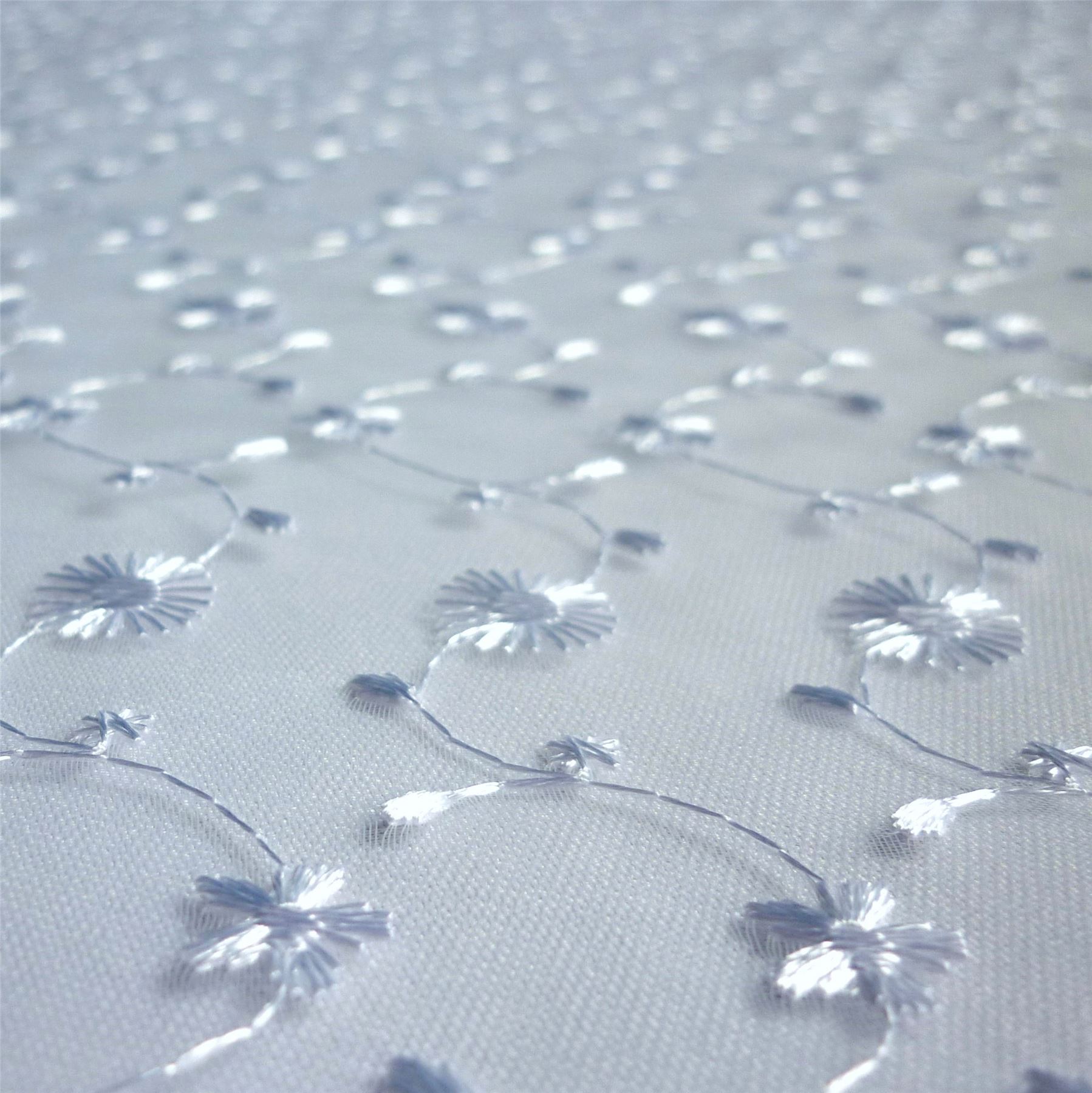 Bestickter Organza Stoff mit Scalloped Edge - 3 Farben (pro Meter) | eBay