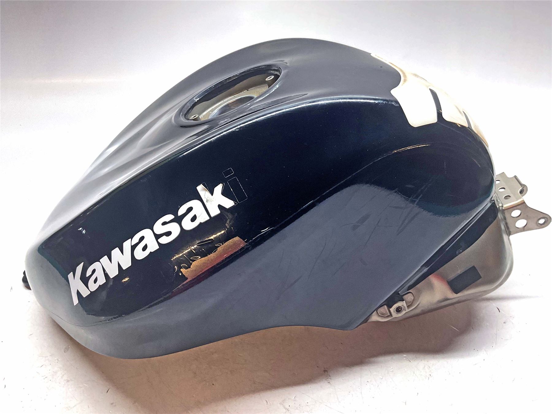 2006 Kawasaki Ninja ZX10R ZX1000D Fuel Tank - 510845317H8 | eBay