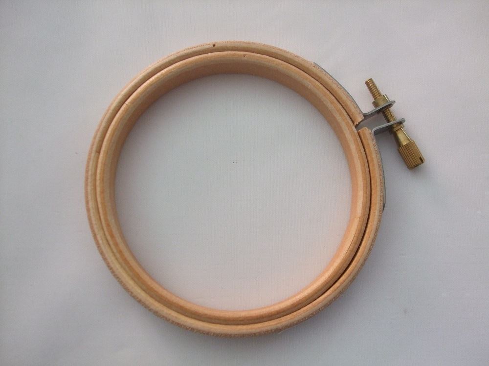 Wooden Cross Stitch / Embroidery Hoop - Choice of Sizes - Picture 2 of 10