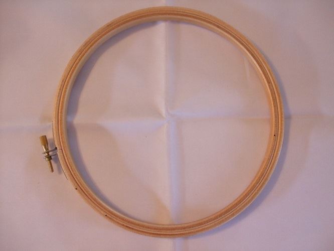 Wooden Cross Stitch / Embroidery Hoop - Choice of Sizes - Picture 6 of 10