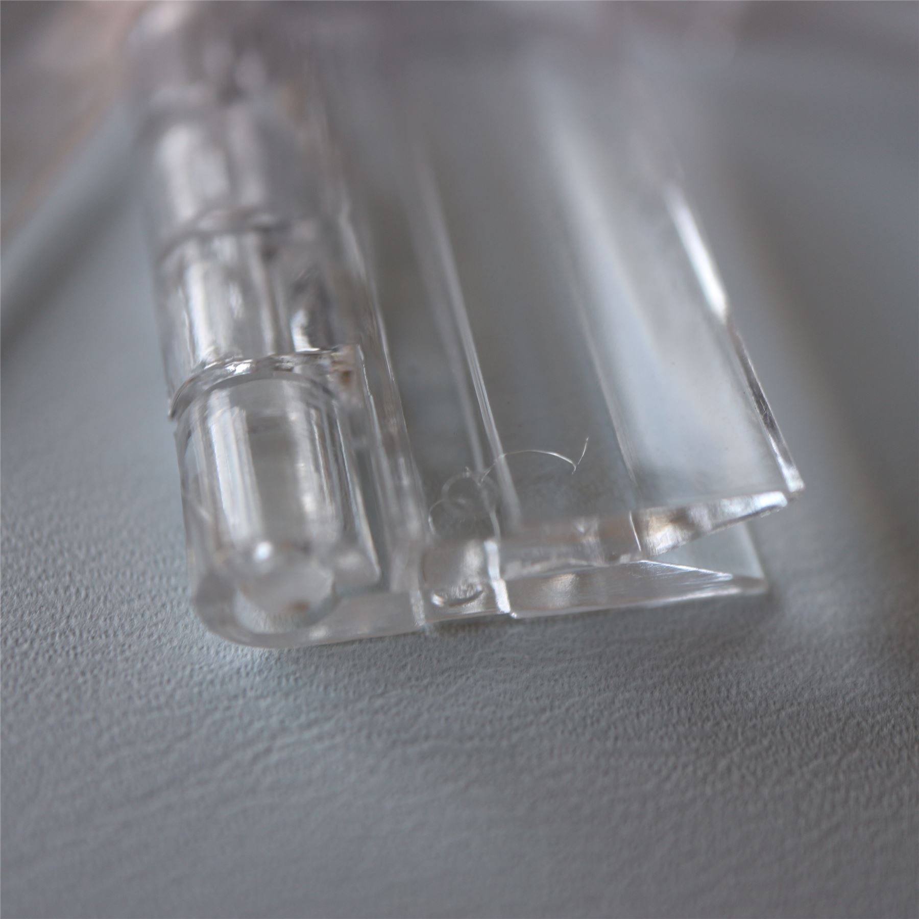 3 X Transparent en Plastique Transparent Acrylique 30mm*34mm Continuous Piano Charnière Charnières