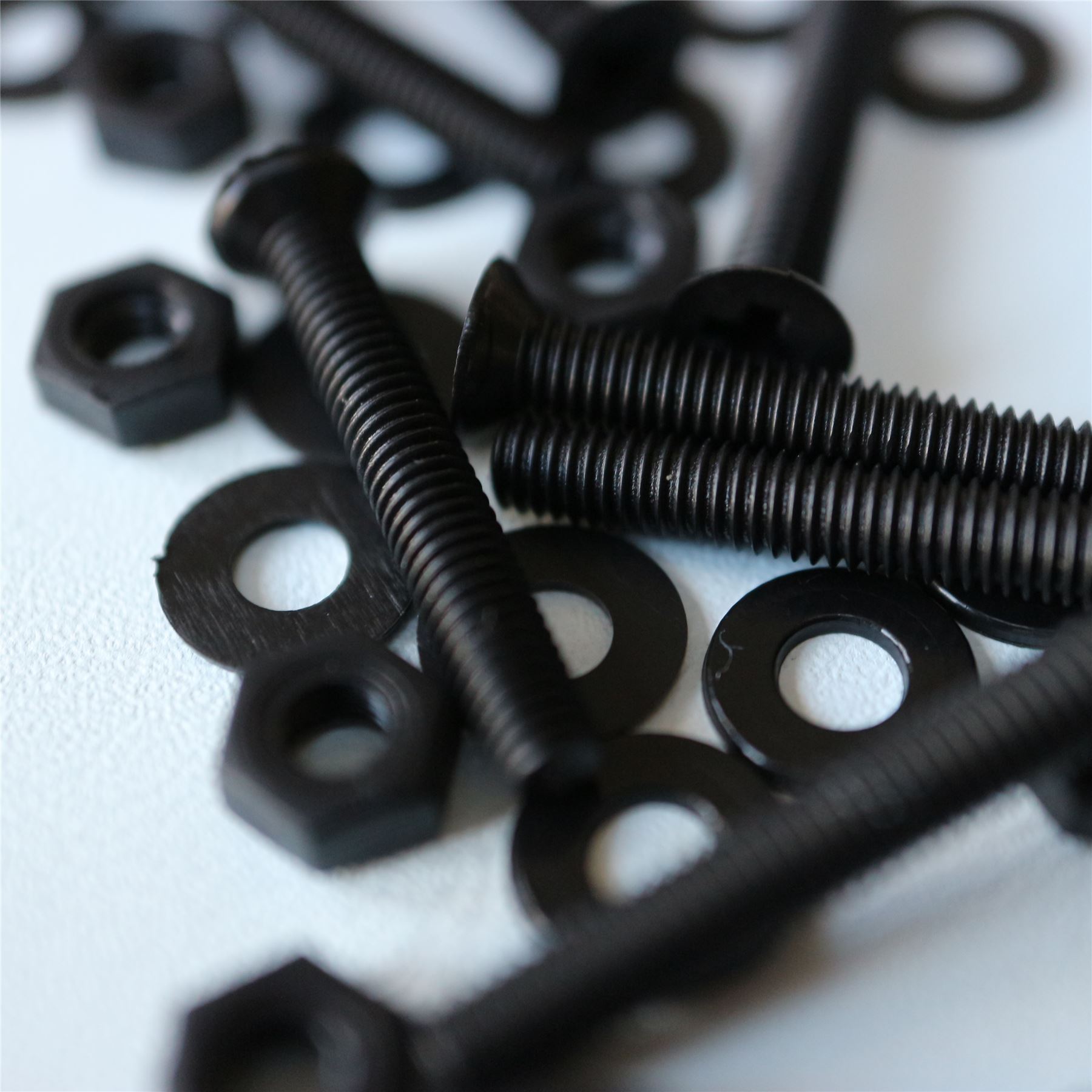 20x Black Countersunk Plastic Nuts & Bolts, Washers, M3 x 20mm, Screws