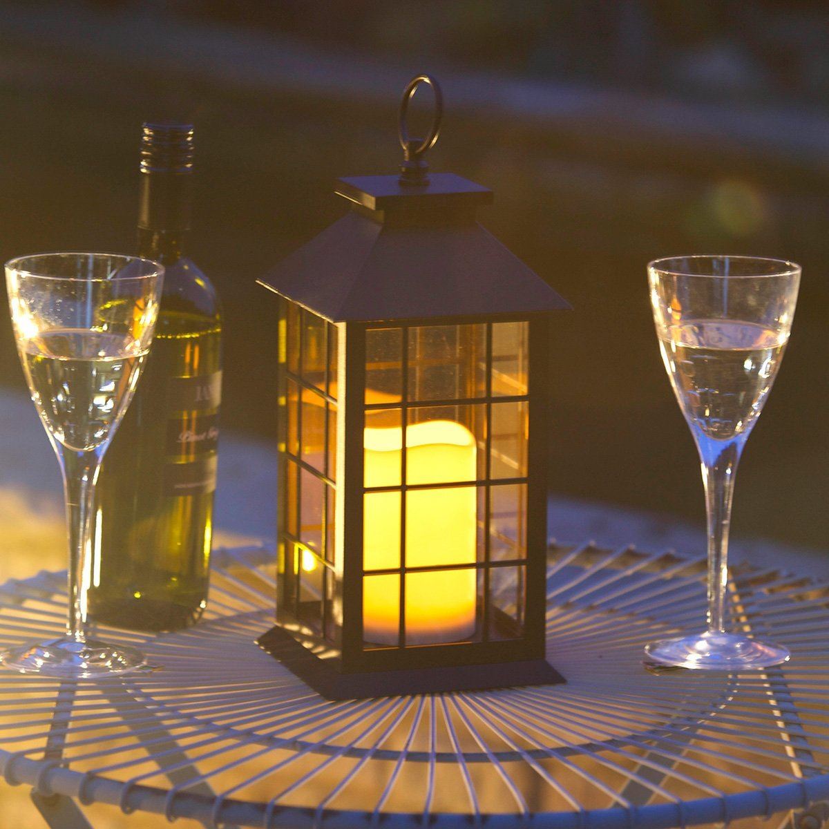CrazyGadget® Battery Operated Lantern LED Candle Indoor Outdoor Lamp eBay