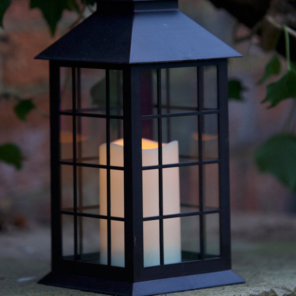 CrazyGadget® Battery Operated Lantern LED Candle Indoor Outdoor Lamp eBay