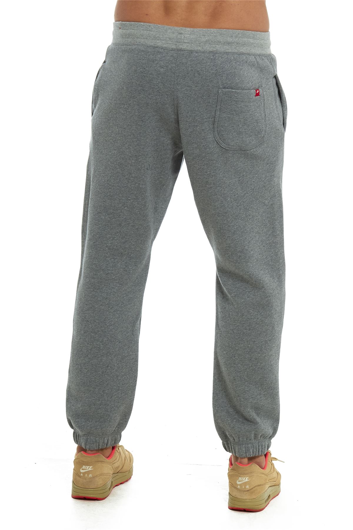 Uniqlo Sweatpants These joggers are a bit polished looking for a jogger, not as much as the polyester joggers, but they look very neat for a jogger pant. They pair well with sneakers and a tee shirt of course, but can easily be paired with a flat shoe and casual sweater and off you go.