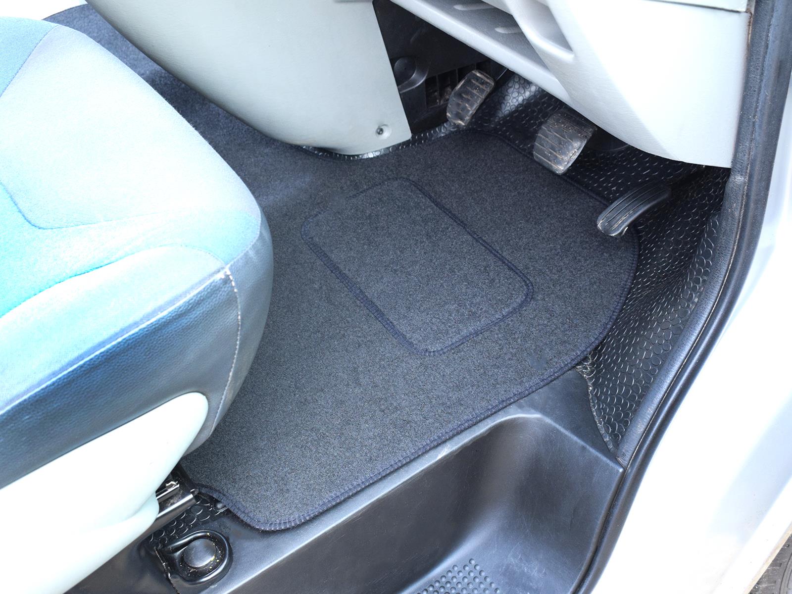 Tailored Fit Black Carpet Floor Mat 1 Piece Van Mats for Vauxhall