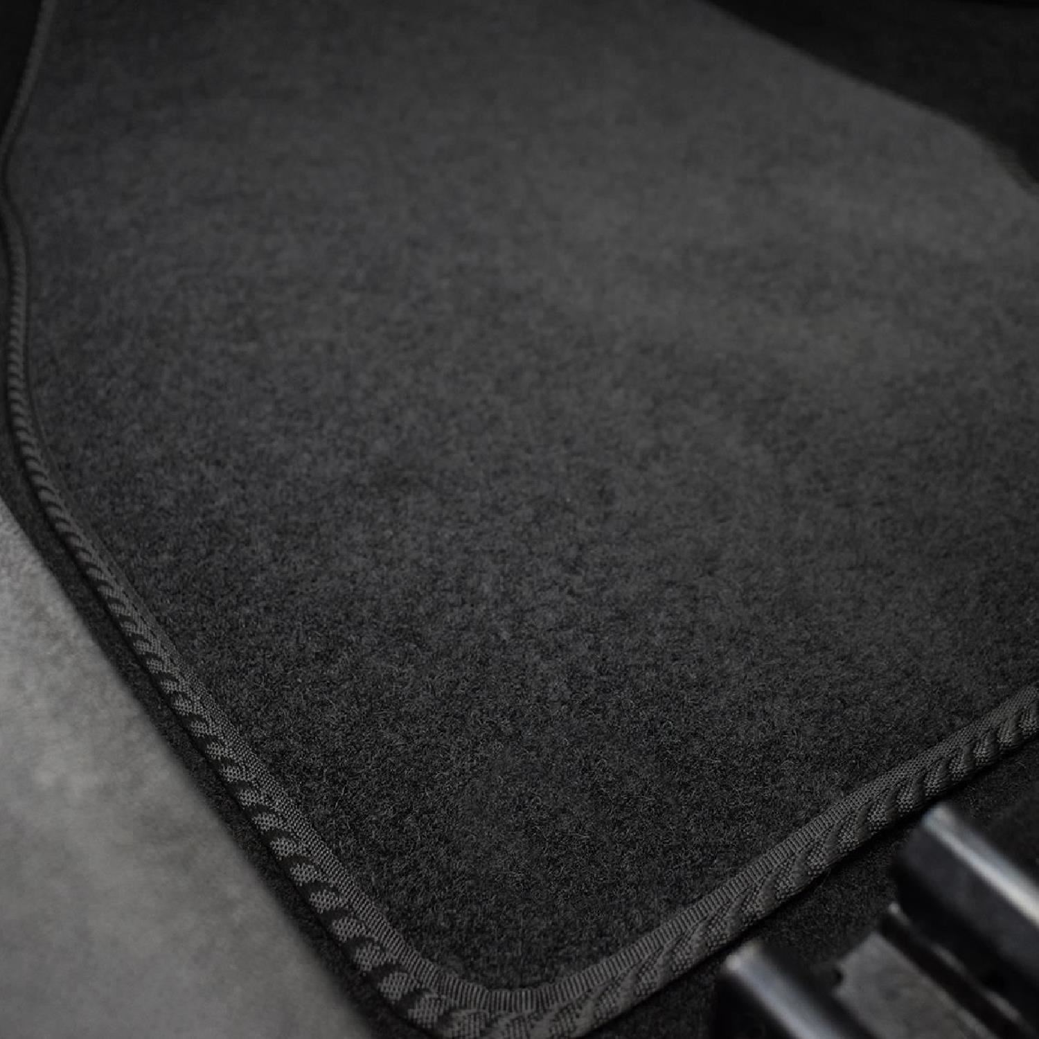 Floor Mats for Iveco Daily 2006-2014 Tailored Carpet Colour Trim Van Mat Set - Picture 12 of 37
