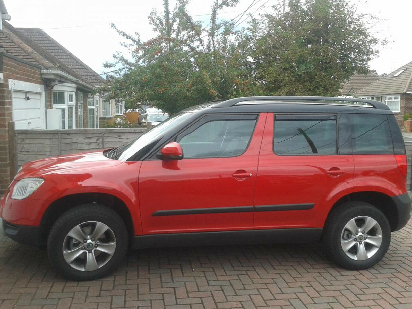 Heko Tinted Acrylic Front /& Rear 4 Piece Wind Deflectors Set