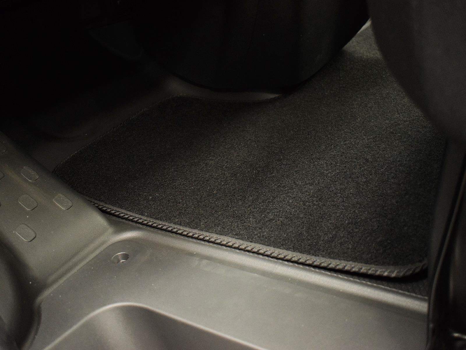 Floor Mats for Mercedes Sprinter (2006-2018) Carpet or Rubber Tailored Van Mat - Picture 3 of 16