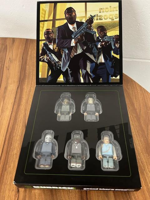 KUBRICK GRAND THEFT AUTO FIVE (V) BRAND NEW | eBay UK