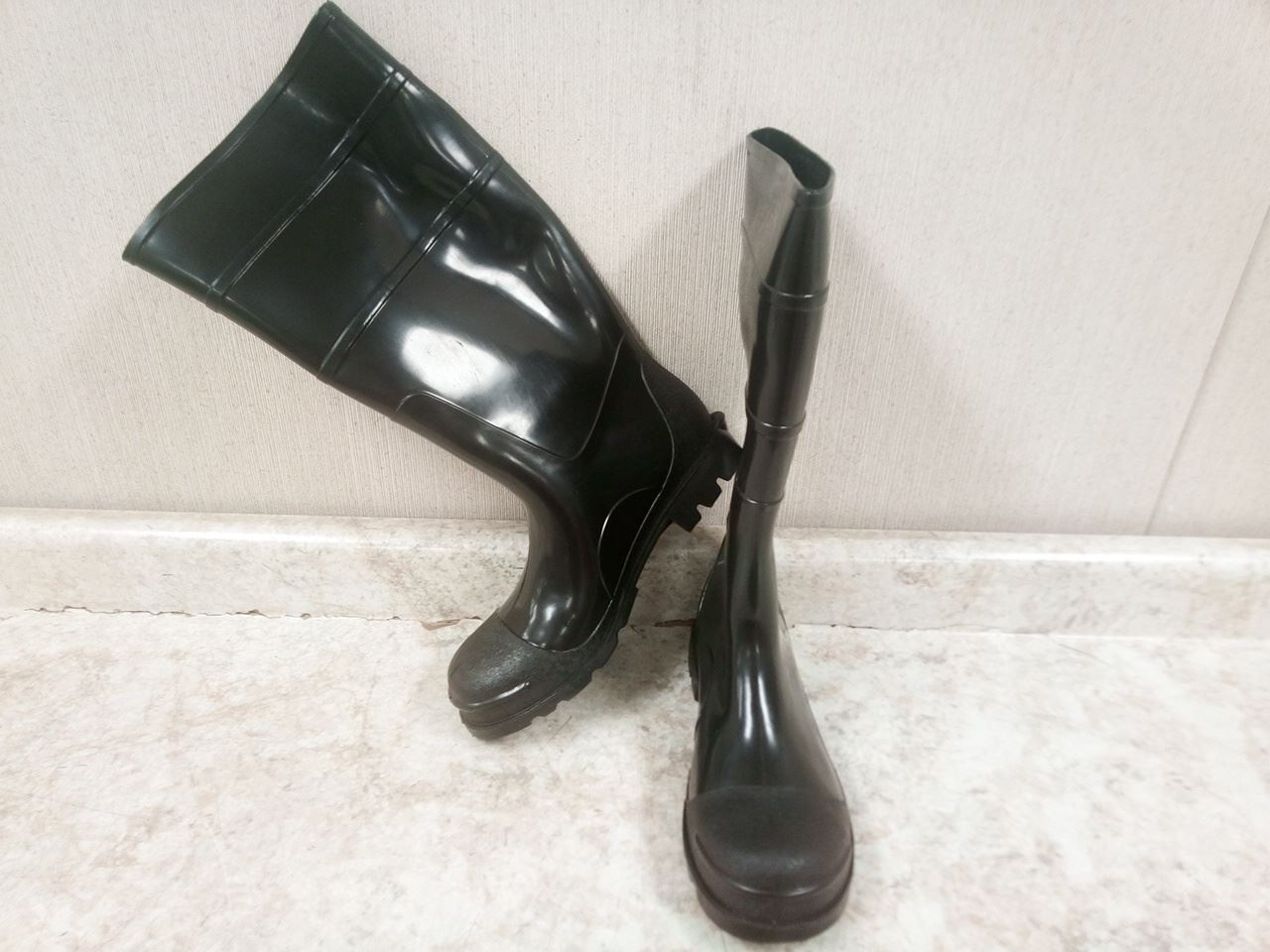 West Chester 8350 12 PVC Steel Toe Boot Size 12 Black
