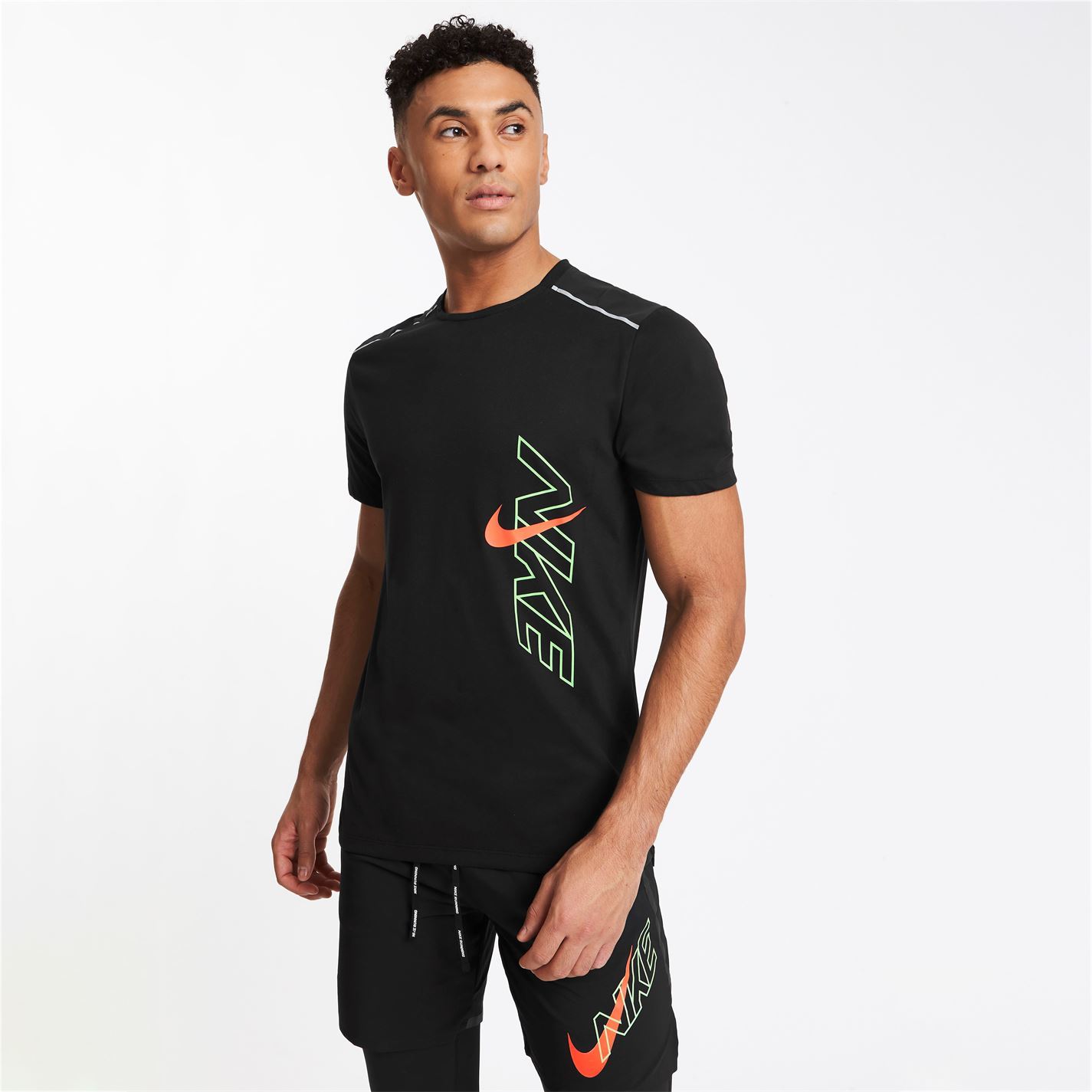 nike rise t shirt