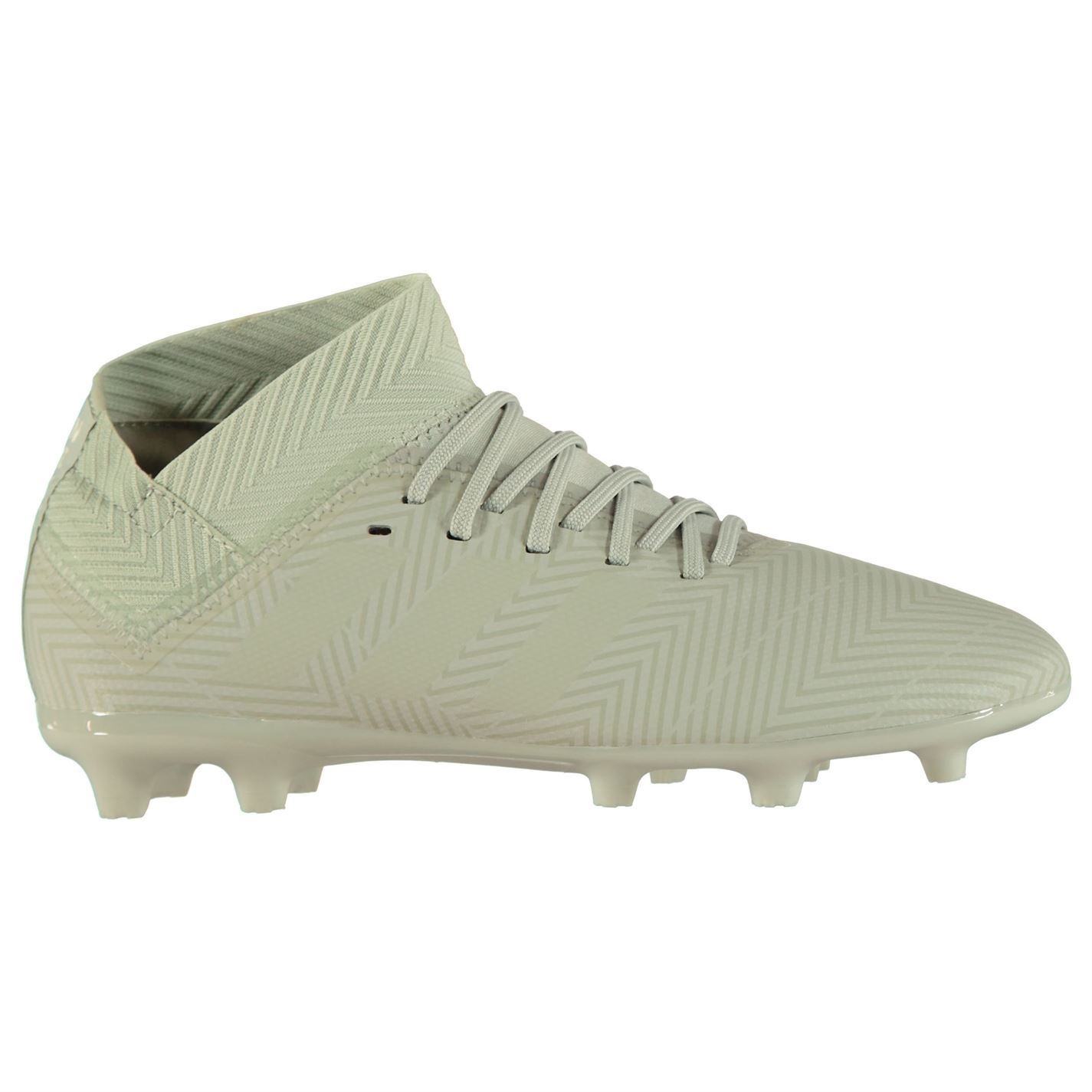 botas de futbol nemeziz 18