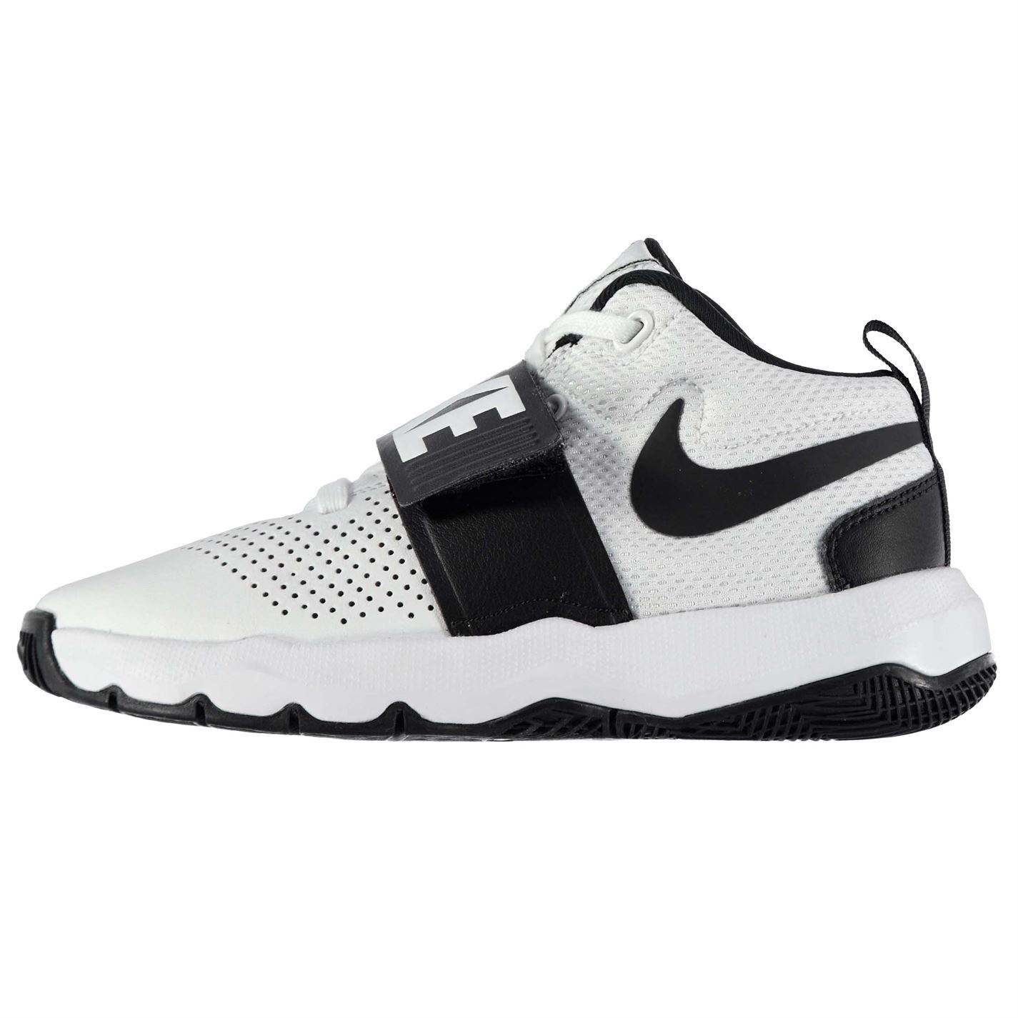 nike team hustle d8 junior boys basketball shoes