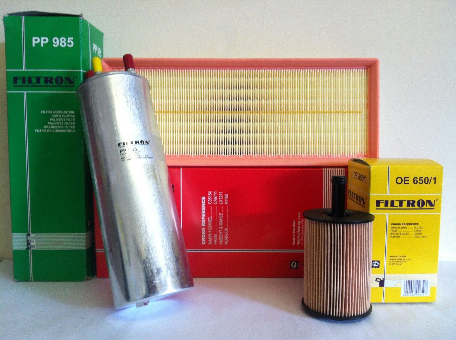 FOR VW TRANSPORTER T5 1.9 TDI & 2.5 TDI DIESEL SERVICE KIT OIL AIR FUEL