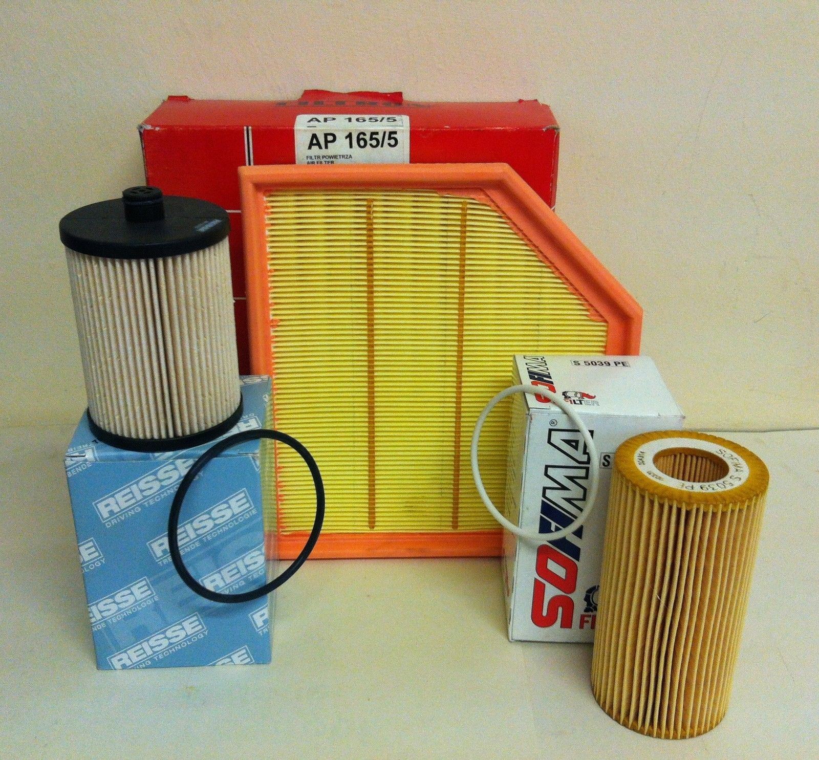 DIESEL SERVICE KIT OIL AIR FUEL FILTER FOR VOLVO XC90 2.4 D5 AWD 08/05