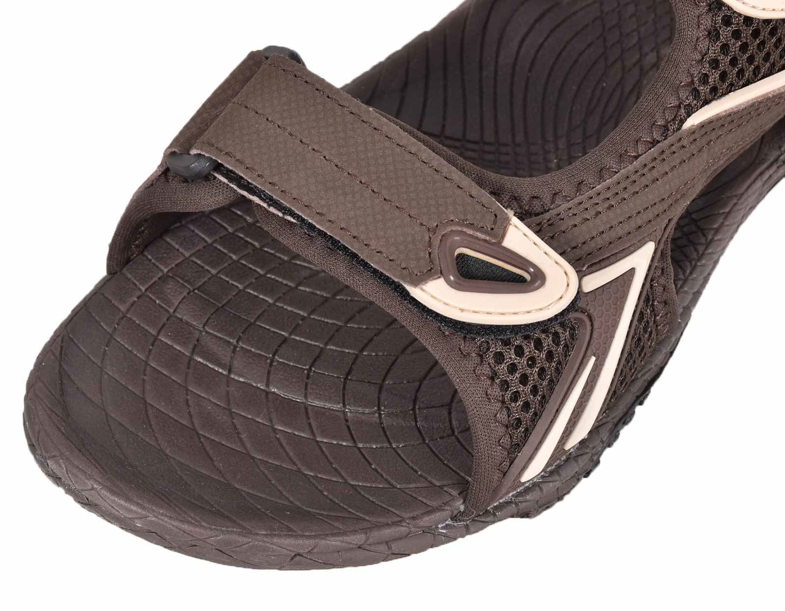 chaco sandals outfit