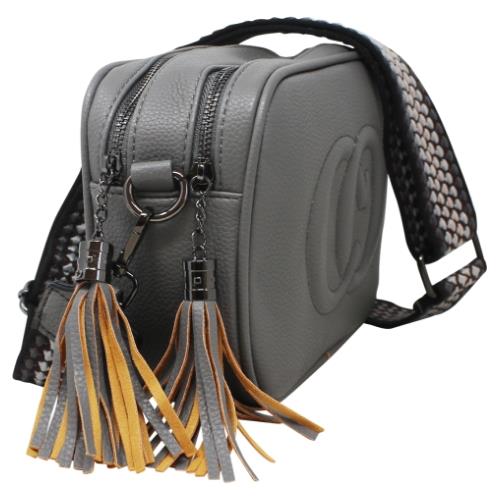 Modern Small Camera Bag with Embossed Logo for Unisex Style and Function - Picture 7 of 43
