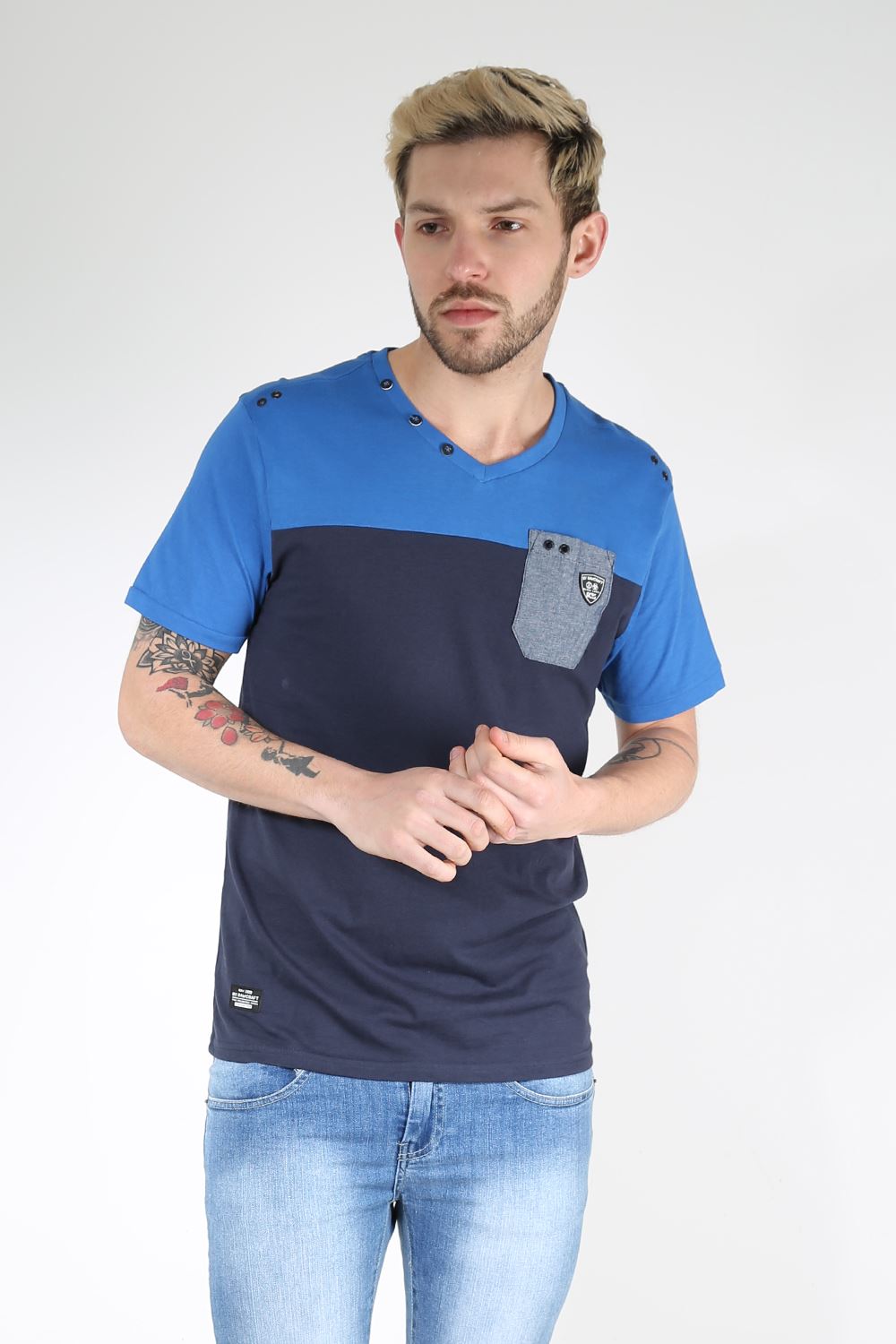 Rawcraft Mens Single Chest Pocket V Button Neck Short Sleeve Soft Touch