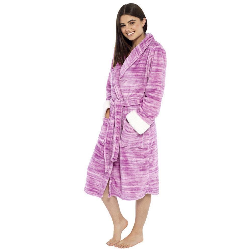 hooded fluffy dressing gown