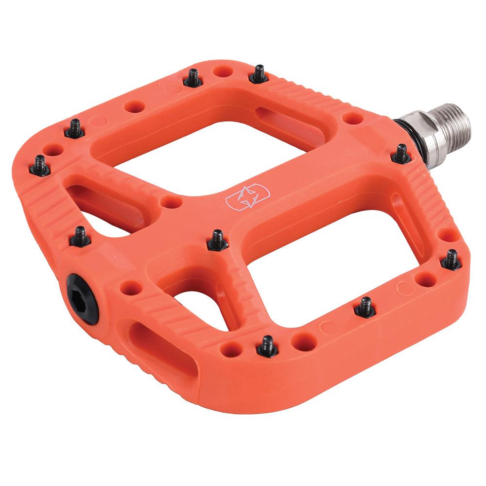 flat pedals orange