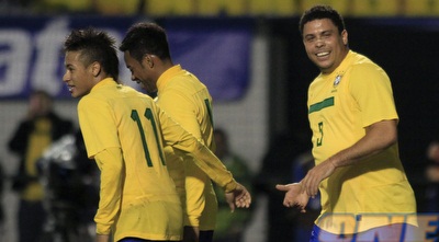 רונאלדו, נאיימר ורוביניו משתפים פעולה בפעם האחרונה (רויטרס)