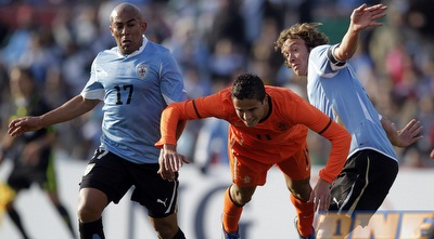 אפלאיי נעצר ע&qout;י לוגאנו (רויטרס)