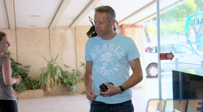 אביב בושינסקי (יניב גונן)