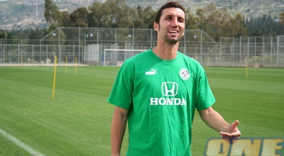 אריק בנאדו (עמית מצפה)