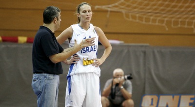 קטיה לויצקי ואלי רבי (שרון קביליו)