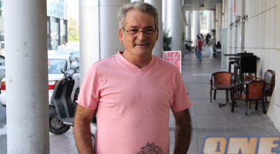 יעקב בוזגלו. &qout;אני אומר את הדברים וכואב אותם&qout; (מור שאולי)