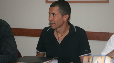 אלי טביב (דרור רוזנפלד)