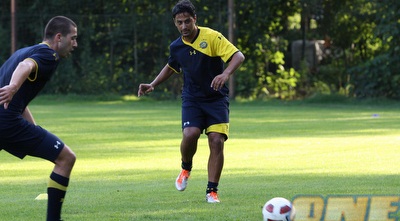 ברק יצחקי (האתר הרשמי של מכבי ת&qout;א) (ONE) ברק יצחקי (האתר הרשמי של מכבי ת&qout;א) (ONE)