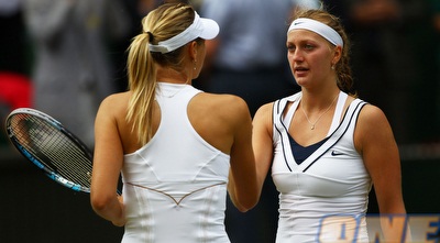 קביטובה ושראפובה נפרדות בסיום (GettyImages) קביטובה ושראפובה נפרדות בסיום (GettyImages)