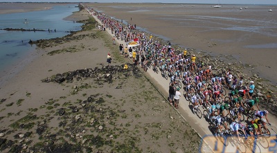 אבל בינינו טור דה פראנס זה קודם כל הנופים (GettyImages) אבל בינינו טור דה פראנס זה קודם כל הנופים (GettyImages)