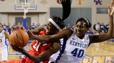 פיליפס במדי ג´ורג´יה. 