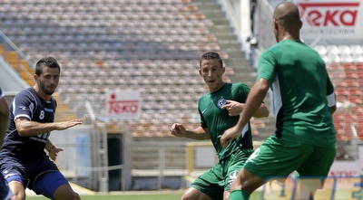 בוקולי וקטן מול מור שקד (יוסי ציפקיס)