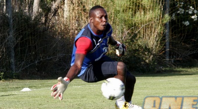 איינוגבה בפעולה בסביליה (דנה בהט)