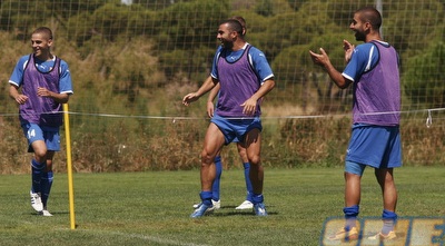 שחקני בני יהודה נהנים באימון (דנה בהט)