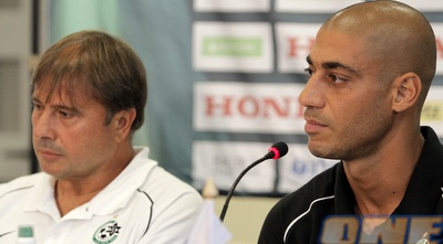 יניב קטן ואלישע לוי. הקפטן: &qout; (יוסי ציפקיס)