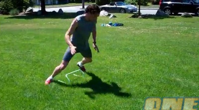 אואן הארגריבס (צילום מסך: יוטיוב) (ONE) אואן הארגריבס (צילום מסך: יוטיוב) (ONE)