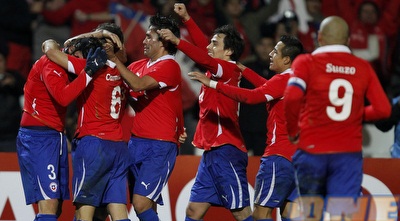 שחקני נבחרת צ´ילה. יופתעו מול ונצואלה? (רויטרס)