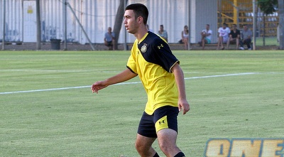 עומרי פרל. גם הוא מקבל דקות מאיווניר (ליאור טימור) עומרי פרל. גם הוא מקבל דקות מאיווניר (ליאור טימור)