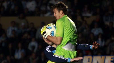 מוסלרה בפעולה. הסיבה שבגינה אורוגוואי לא עפה בדקה ה-90 (רויטרס) מוסלרה בפעולה. הסיבה שבגינה אורוגוואי לא עפה בדקה ה-90 (רויטרס)