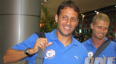 אסי בלדוט. &qout;אפשר לעשות דברים יפים העונה&qout; (משה חרמון)