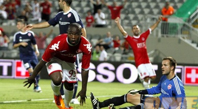 טוטו תמוז כובש ורץ לחגוג (יוסי ציפקיס) טוטו תמוז כובש ורץ לחגוג (יוסי ציפקיס)