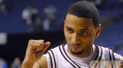  אייסי לואו. אולימפיאקוס תסיים סיפור? (רויטרס)